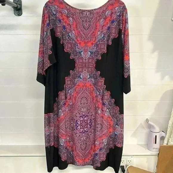 London Style Collection Dress - Picture 2 of 2